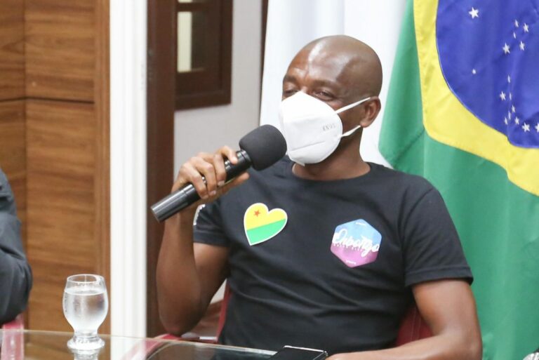 “Passei muita fome e agora posso ajudar as pessoas”, diz Amaral sobre Futebol Solidário