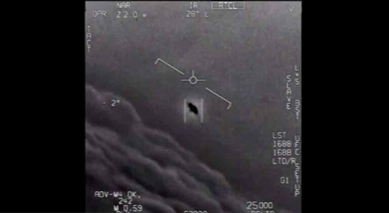 OVNIs: Obama afirma que não pode falar tudo que sabe sobre o assunto