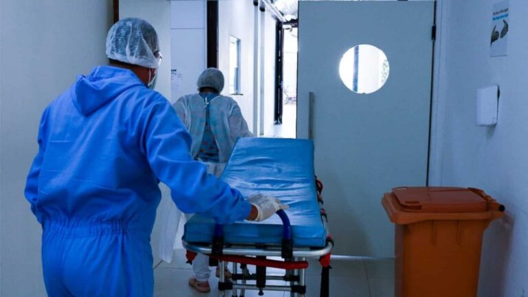 Acre sai da zona vermelha e reduz novas mortes por Covid-19 em 80%