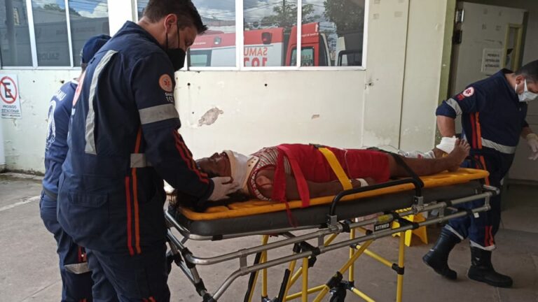 Batida entre moto e bicicleta deixa mulher em estado grave no PS de Rio Branco