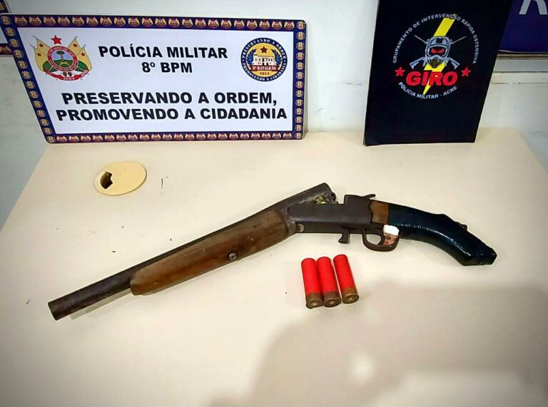 PM apreende arma de fogo no Bairro Ana Vieira, em Sena Madureira