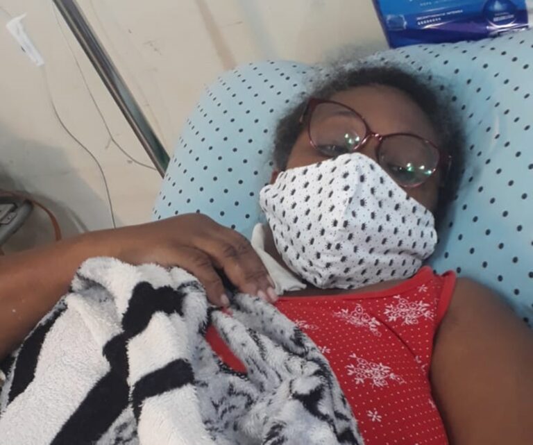 Acreana com ulcera na perna pede doação de sangue e ajuda para sustentar a família