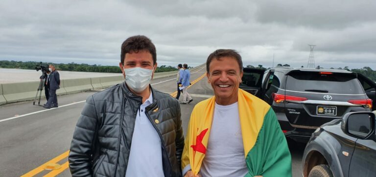 Homenageado por Bolsonaro, Bittar comemora ponte sobre o rio Madeira: “Acaba-se um pesadelo”