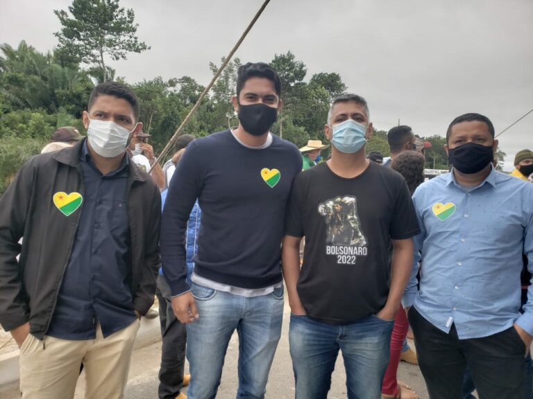 Grupo de acreanos prestigia inauguração da ponte do Abunã: “Sonho realizado”