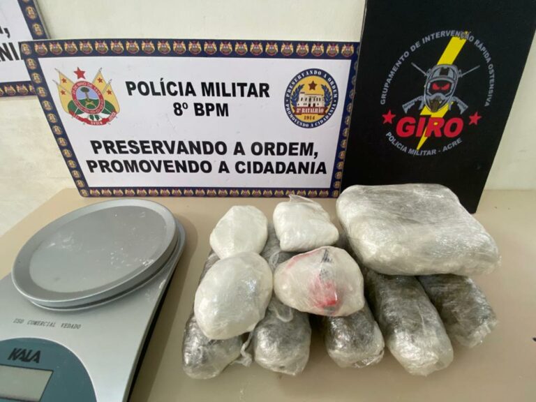Polícia Militar apreende maconha e cocaína na BR-364, em Sena Madureira