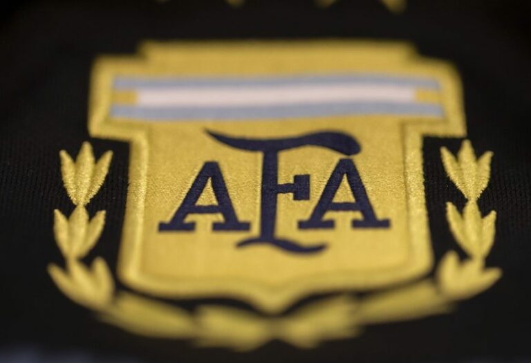 Argentina suspende jogos de futebol por causa do avanço da pandemia no país