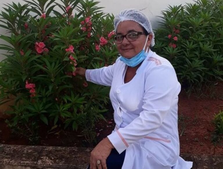 Mesmo vacinada, técnica de enfermagem morre de Covid-19 no AC poucas horas após internação