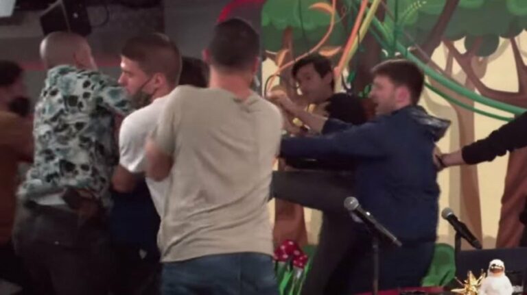 Vídeo: Pancadaria no “Pânico” teve homem armado e estresse nos bastidores