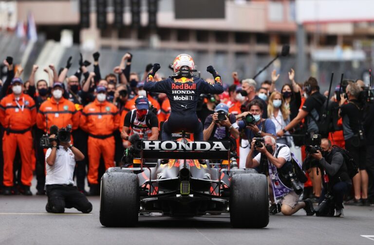 GP de Mônaco: Verstappen vence e é o novo líder do campeonato