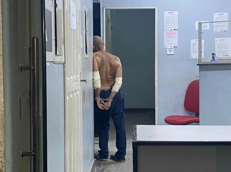 Homem é preso após ejacular em mulheres dentro de ônibus em Manaus