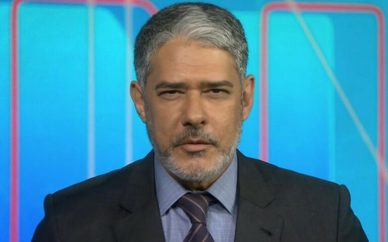 William Bonner chuta sigilo e expõe intimidade com a esposa, Natasha Dantas, na cama