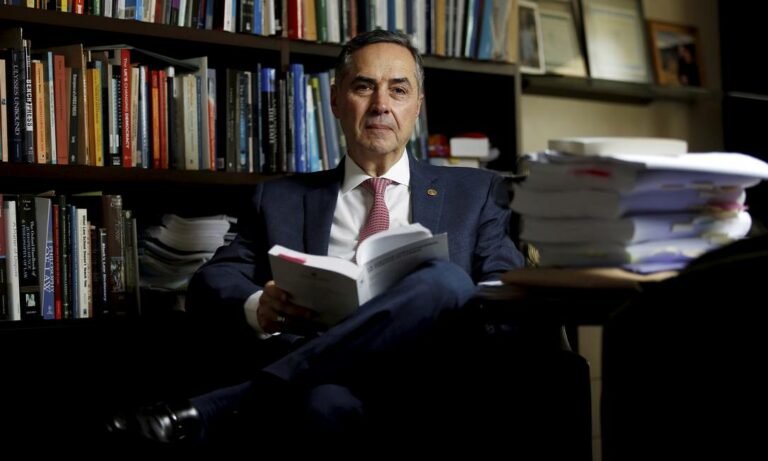 Barroso diz que ‘democracia só não tem lugar para quem pretenda destruí-la’