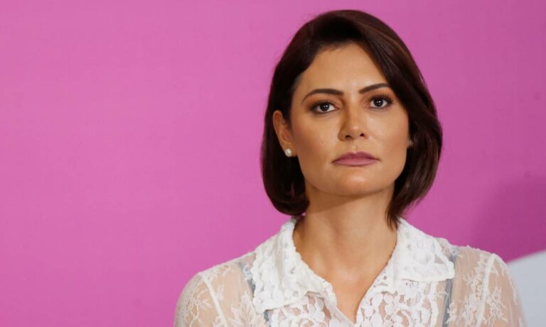 Michelle Bolsonaro após ação da PF: “Na minha casa, apenas eu fui vacinada”
