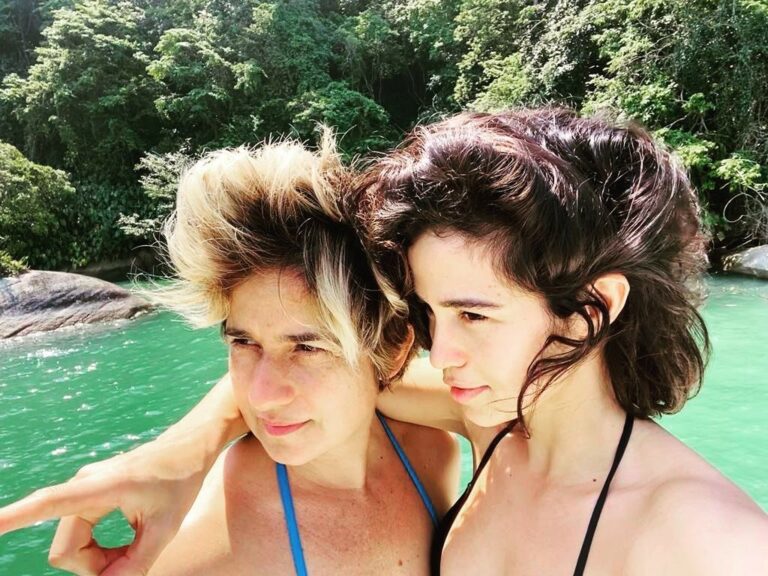 Nanda Costa está grávida de gêmeos e será mãe com Lan Lanh