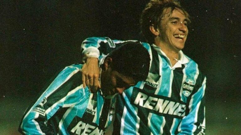 Casa de ex-Grêmio é invadida e chuteiras de ouro da UEFA são furtadas