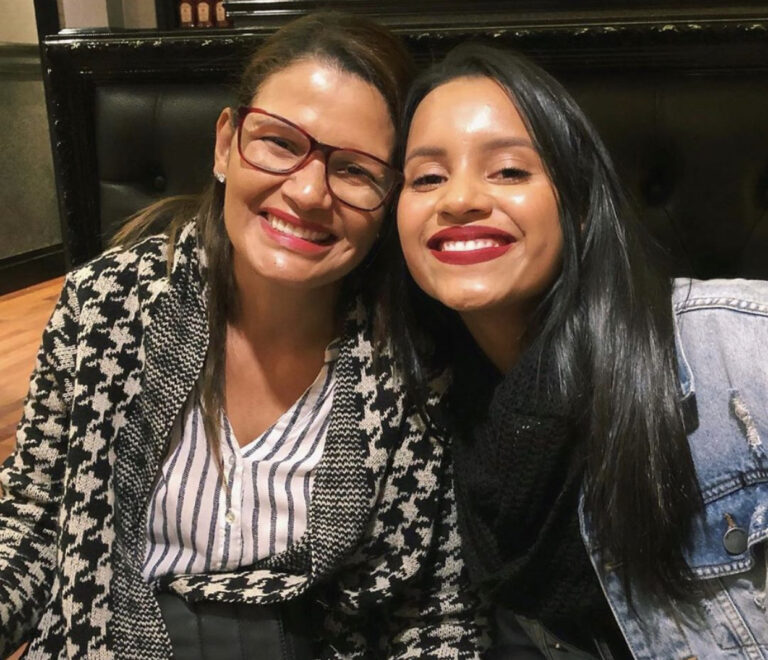 Gleici Damasceno faz surpresa chocante para mãe no Acre: “Susto louco”. Veja momento!