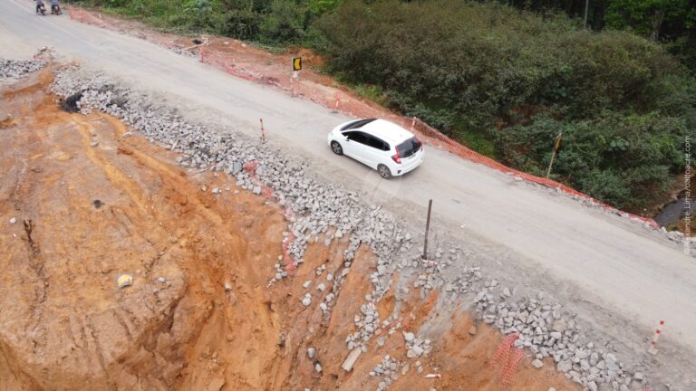Pouca sinalização: madrugada de domingo registra 2 acidentes na BR 317 deixando feridos