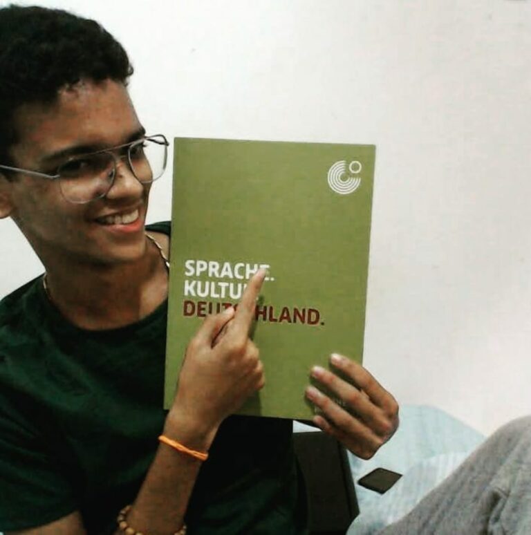 Estudante comemora meta batida em vaquinha para estudar na Alemanha