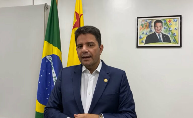 Gladson diz que governo vai pagar ‘auxílio covid’ para servidores da saúde e promete concurso