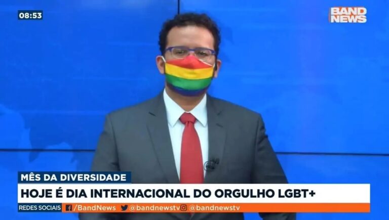 Ao vivo, jornalista da Band defende a diversidade e revela que é gay