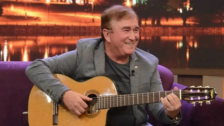 PT avisa que vai processar Amado Batista após cantor chamar Lula de “ladrão”