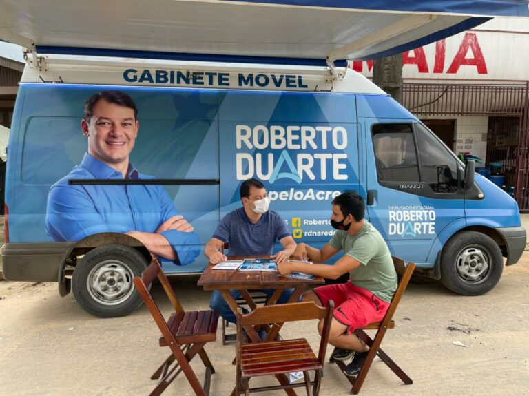 Roberto Duarte presta conta do mandato pelo interior do Acre