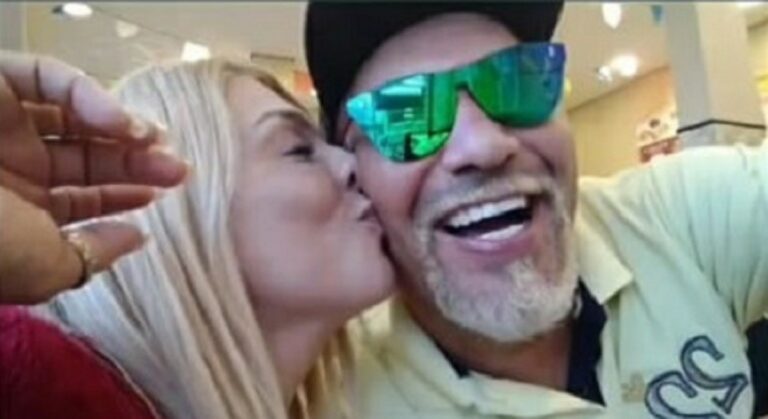 Após 23 anos de casamento, Chrigor assume namoro com uma fã sua