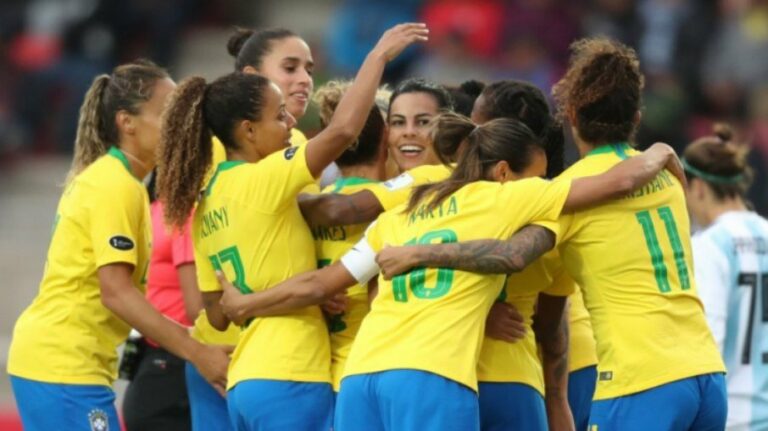 Seleção Feminina na Globo bate audiência da Copa América no SBT