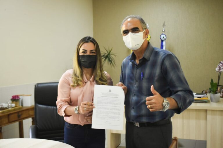 Prefeitura de Brasileia firma parceria com INCRA