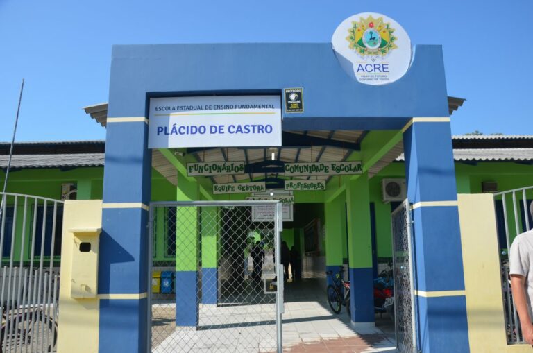 Gladson cria comitê para tratar do retorno às aulas presenciais no AC e definir estratégias