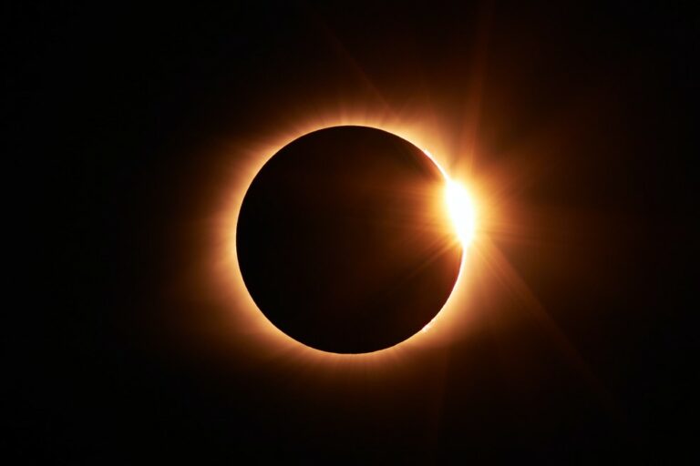 Os significados do eclipse de 10 de junho, o segundo do ano de 2021