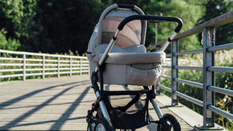 Mãe que confessou matar bebê afogada por ‘chip da besta’ tem prisão preventiva decretada