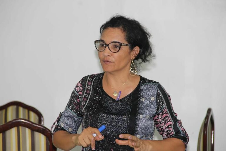 Sinteac: com 100% das urnas apuradas, Rosana Nascimento é reeleita