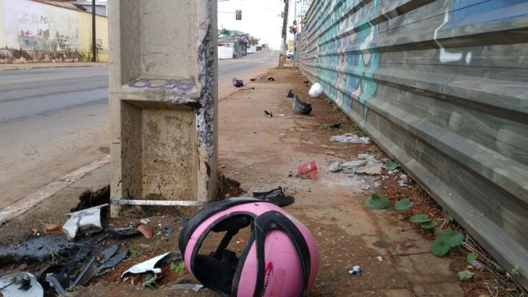 Motociclista morre após bater em poste em Rio Branco; mulher fica gravemente ferida