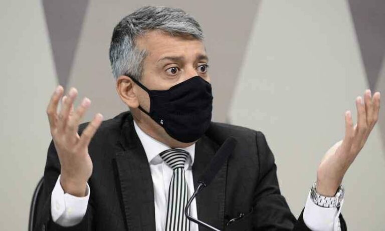 CPI da COVID: após ser preso, Roberto Dias paga fiança de R$ 1.100 e é liberado