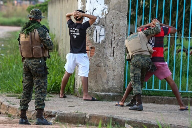 Operação Relâmpago reforça policiamento em áreas vulneráveis de todo o Acre