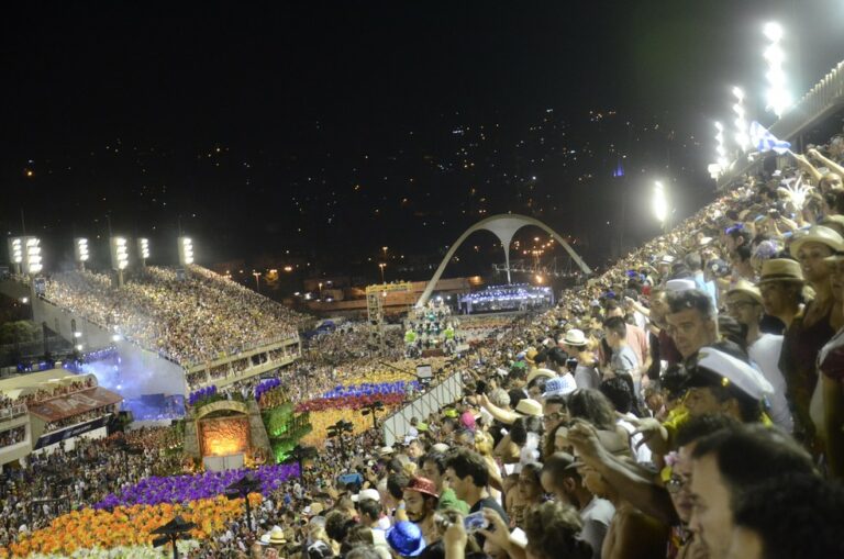 Prefeitura do Rio e Liesa assinam contrato para Carnaval 2022: ‘O carnaval dos carnavais’, diz presidente da Beija-Flor