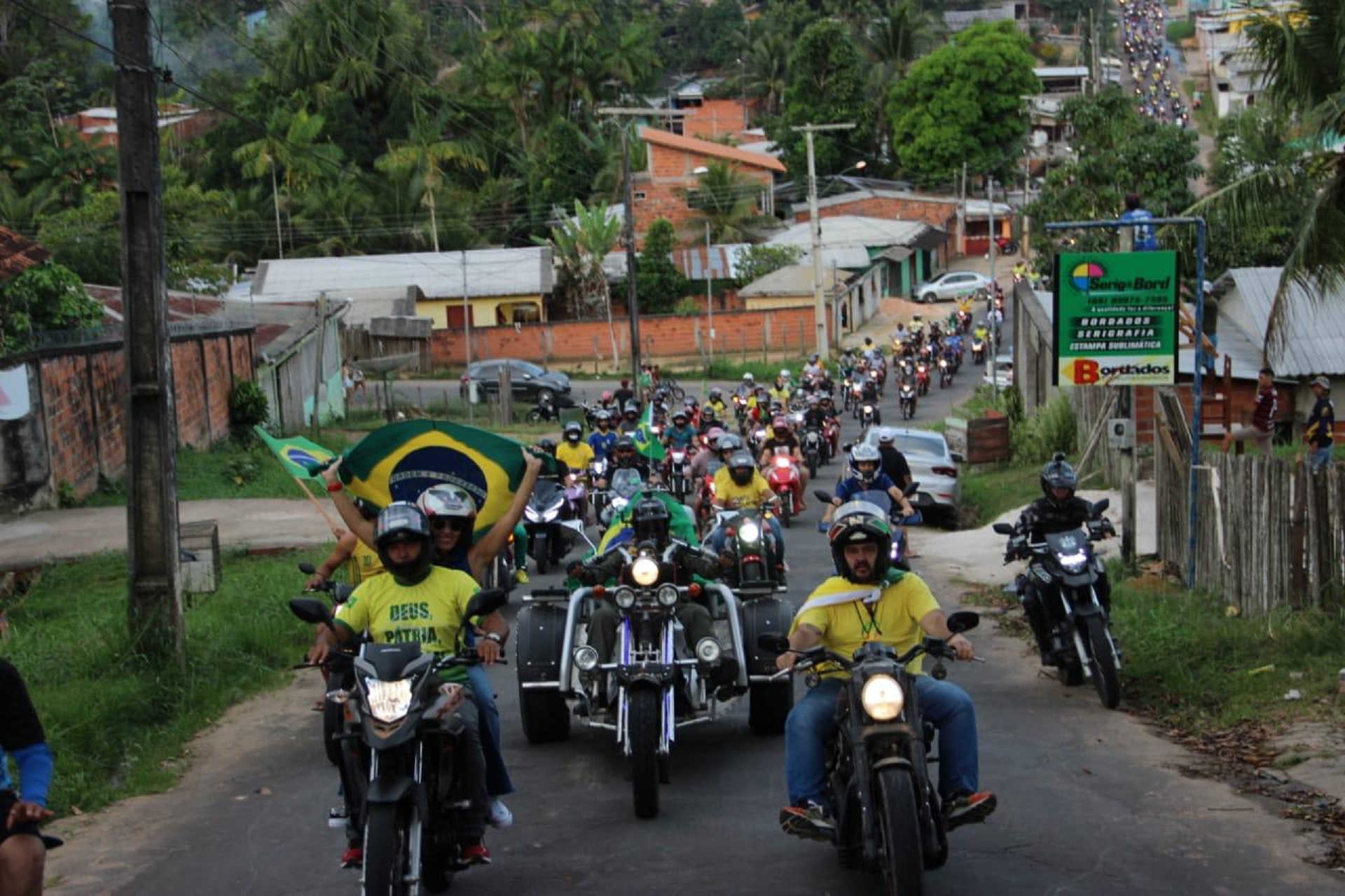 Após CZS, apoiadores de Bolsonaro planejam motociatas em 5 cidades acreanas e na capital