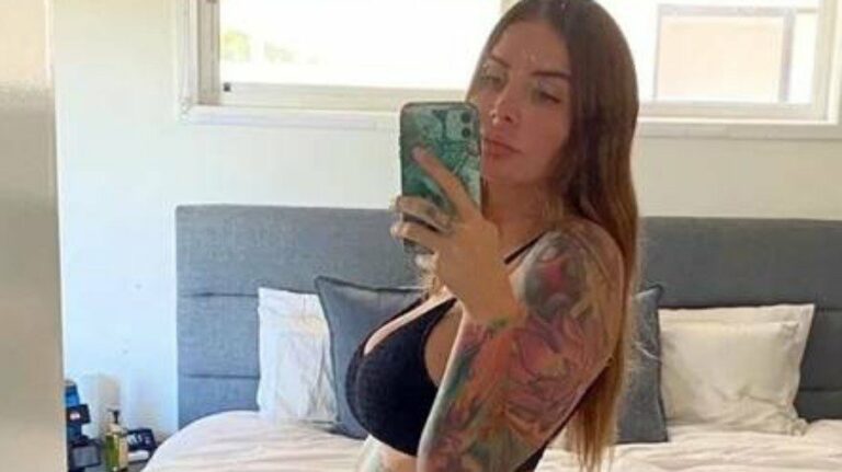 Mulher com duas vaginas da à luz bebê saudável: “Usava a vagina esquerda com os clientes e a direita com os parceiros afetivos”