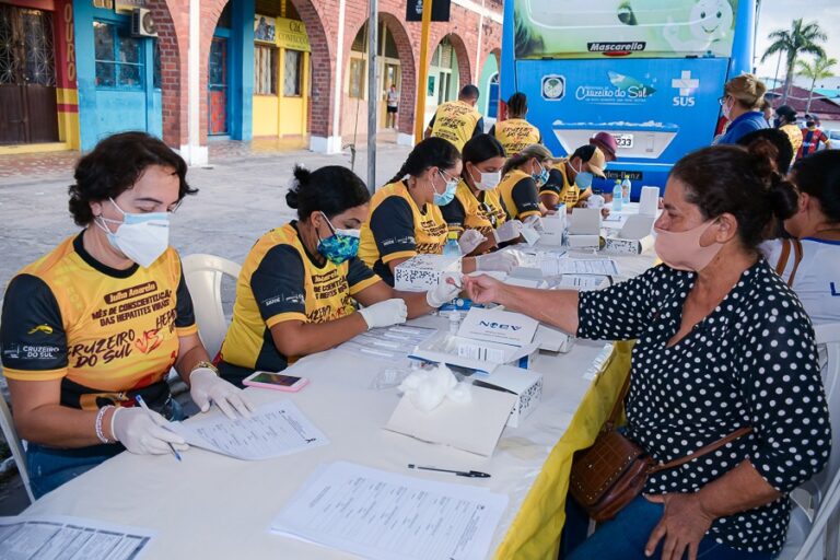 Saúde de Cruzeiro do Sul realiza testagem rápida de hepatites durante o Julho Amarelo