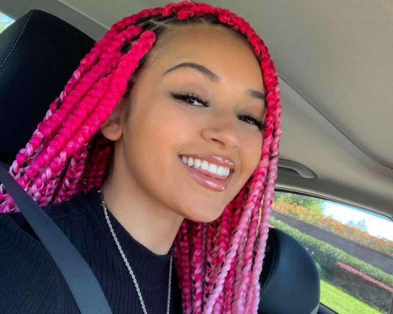 Camilly Victoria, filha de Carla Perez, diz que pagou R$ 7 mil em tatuagem