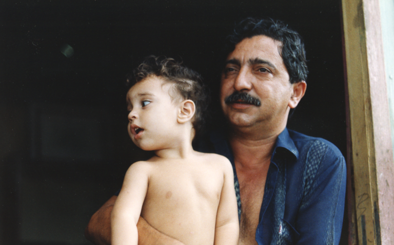 No Twitter, ex-presidente Lula fala sobre vandalismo em estátua de Chico Mendes em Rio Branco