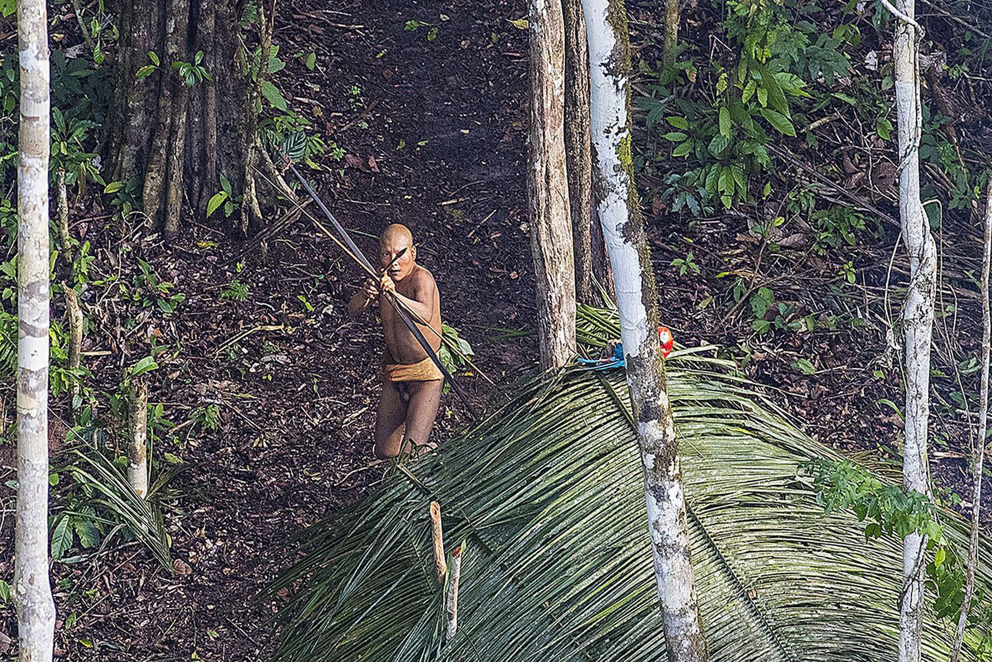 El País: Indígenas isolados no AC entram em risco de extinção com avanço de projeto na Câmara