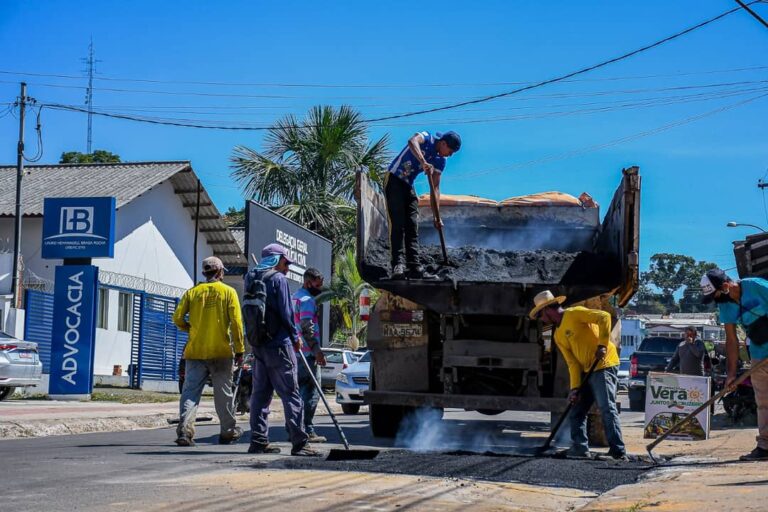 Operação Verão: Equipes trabalham em vários bairros e ramais para o período sem chuvas