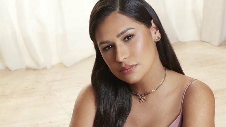 Pastora Simone, da dupla com Simaria, se pronuncia sobre pastor acusado de assédio e resposta choca: “Ele é um menino”