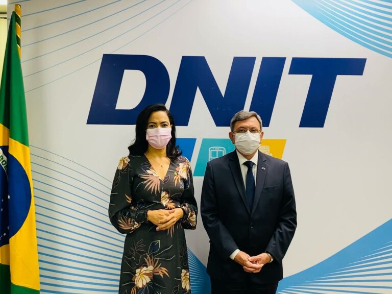 Senadora Mailza pede ao DNIT reconstrução da BR-364 no Acre