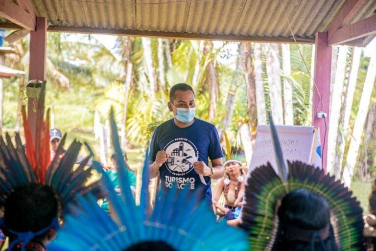 Governo capacita comunidades da Serra do Divisor para atendimento ao turista