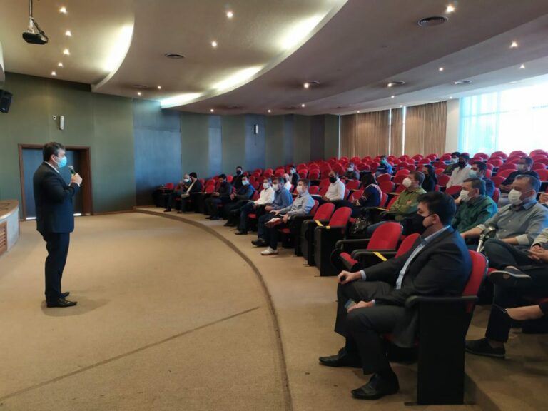 Empresa apresenta andamento de auditoria na folha de pagamento do Estado do Acre