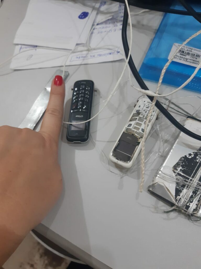 Policiais penais apreendem celulares e estoques no presídio de Sena Madureira