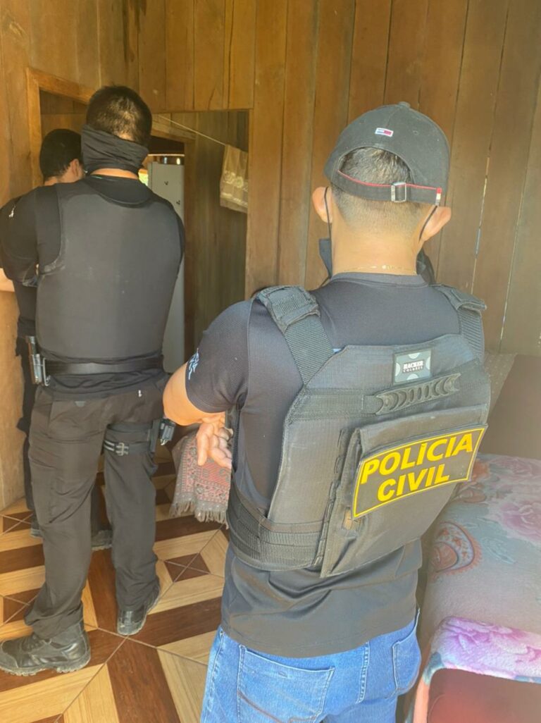 Operação “Carretera Cerrada” prende dupla especializada em roubo de veículos em Plácido de Castro